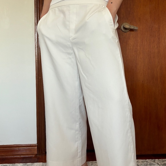 Never Worn White Pants - Picture 1 of 6